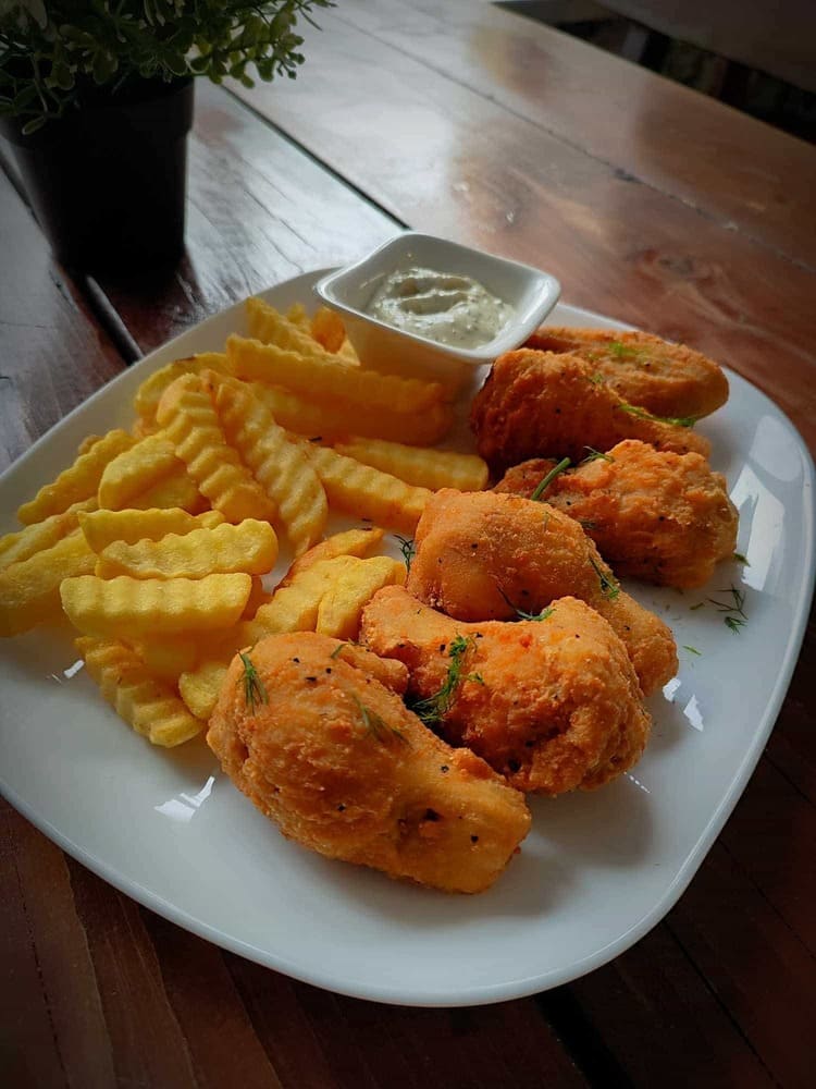 Vištienos sparneliai su fri